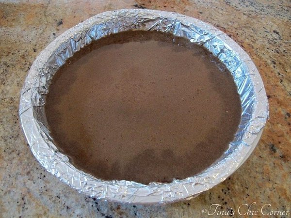 Шоколадный пирог с крошкой.Ингредиенты:Крошка:1/3 стакана сахара-песка1/3 стакана коричневого ... - 3