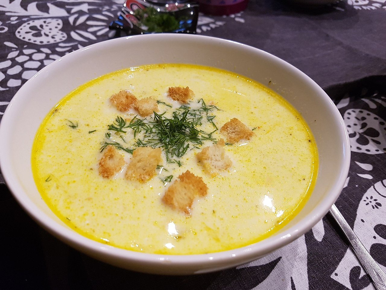 Сырный суп с курицей.40ккал на 100гИнгредиенты:400 гр куриного филе2 картофелины1 крупная морковь180 ...