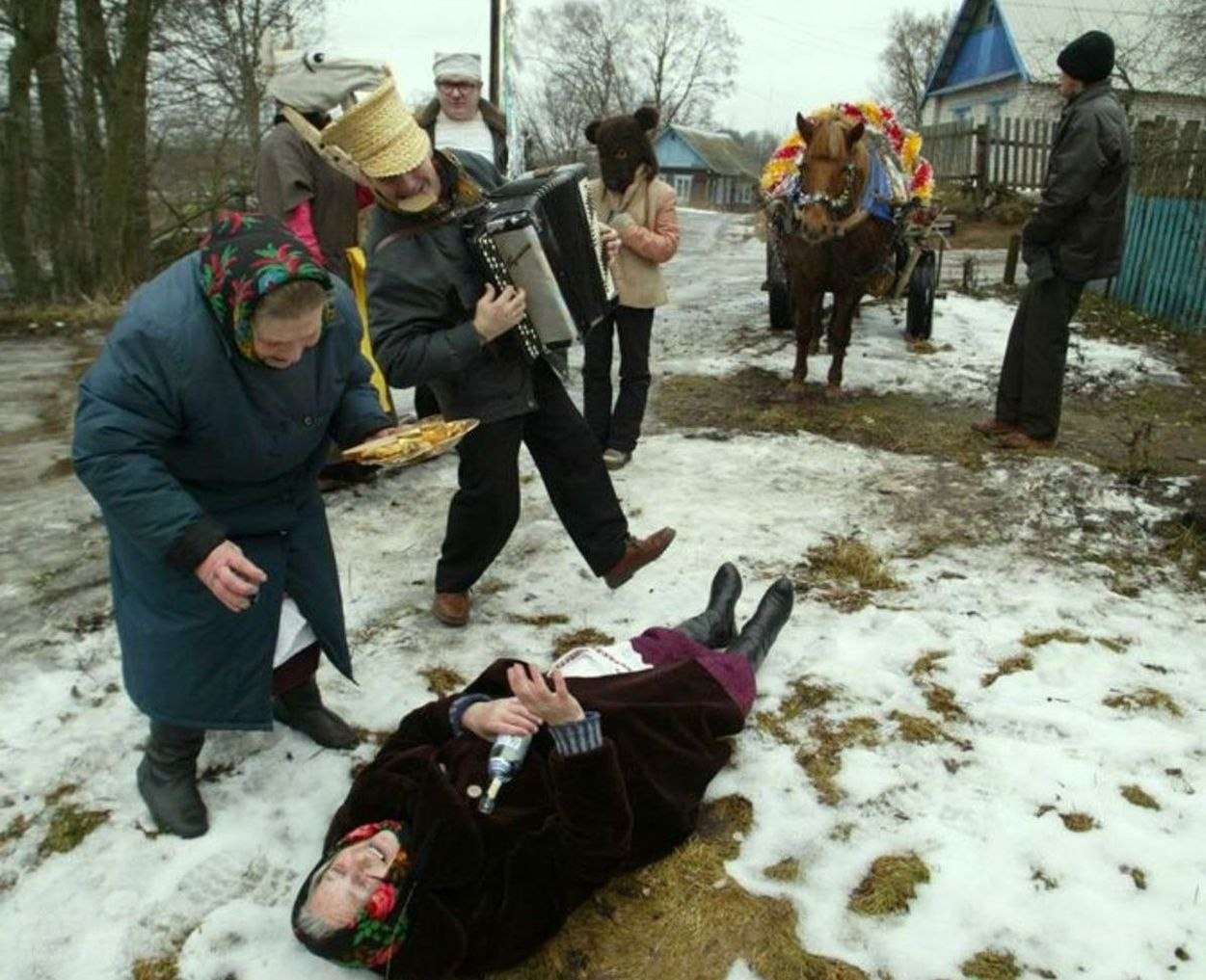 H  y e op, y pe,   y .c  e . M  ...