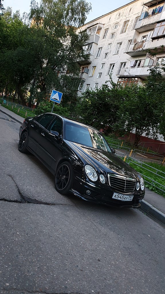 Mercedes-Benz e-classe AMG w211.2004   240.000() / 110.000 () . 1.150.000 ... - 2