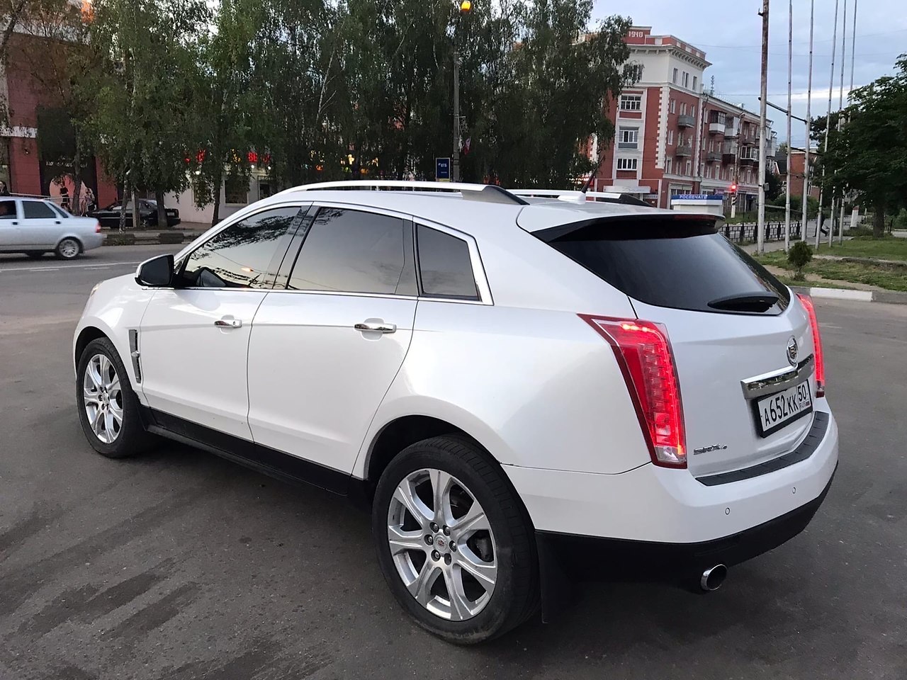 Cadillac SRX 2010 .2 ,   800.       ... - 4