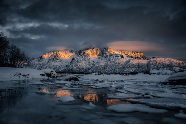 Огненные вершины, огненный лёд - невероятное фото Северная Норвегия