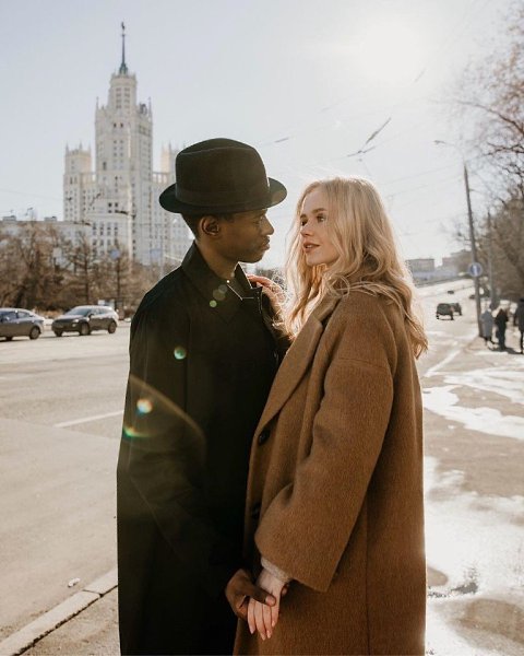 Главное, чтобы совпадало... Мысли с действиями, желания с возможностями, мы с тобой... Да, наверное, ... - 2