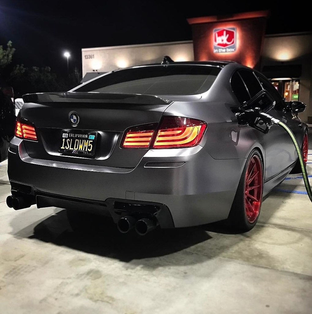 W M5 F10