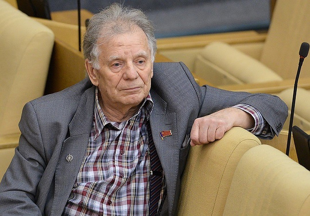 Конференция жореса алферова 2023. Жорес алферов депутат. Жорес алферов. Жорес алферов нобелевская премия. Жорес алферов.