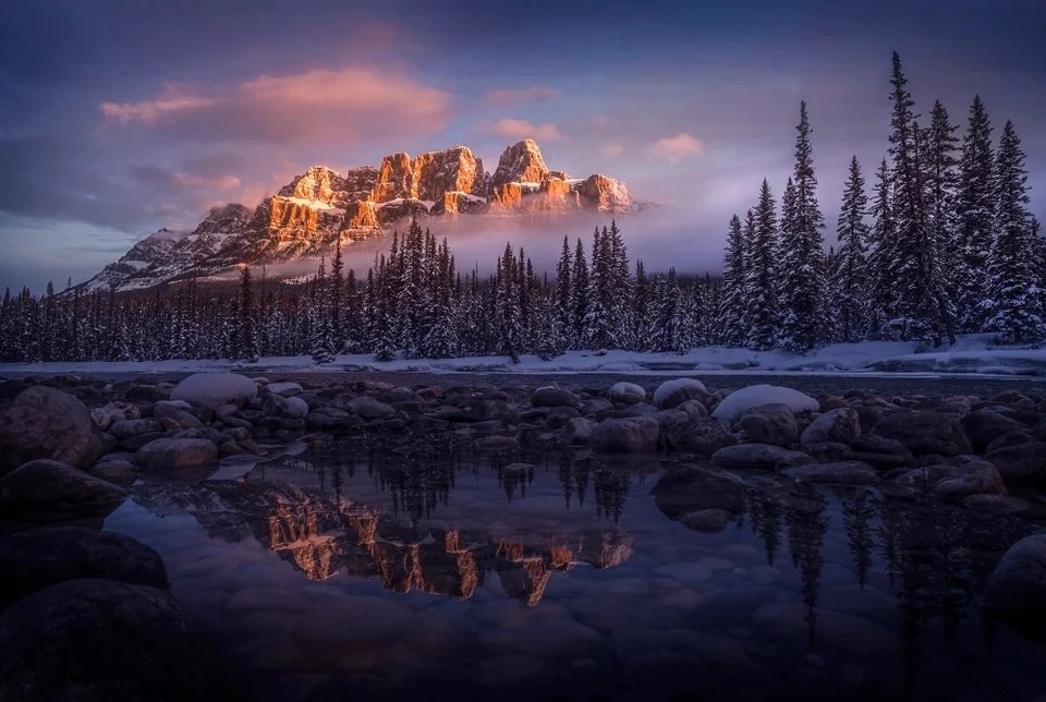   (Castle Mountain)