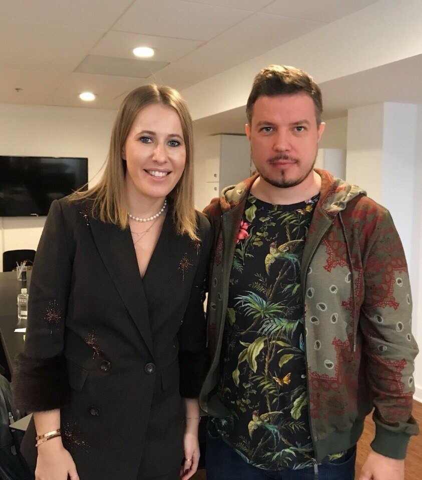     .  . 99%     . .  ...