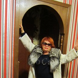Елена, 56, Луганск