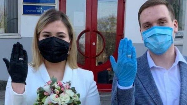 Никакой карантин не в силах остановить любовь - 2