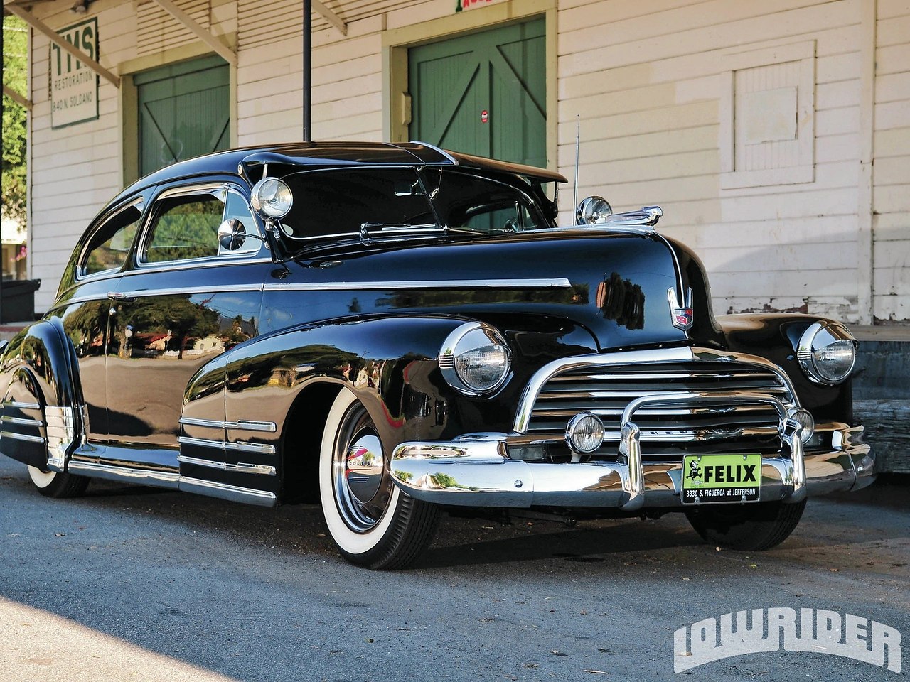 #bomb@autocult #lowrider@autocult #Fleetline@autocult 1946