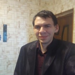 Evgenii, 42, 