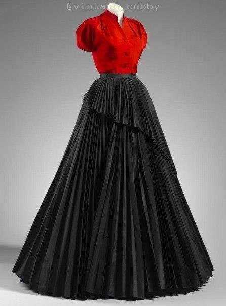 a e pee. Christian Dior, 1940-50-e . - 2