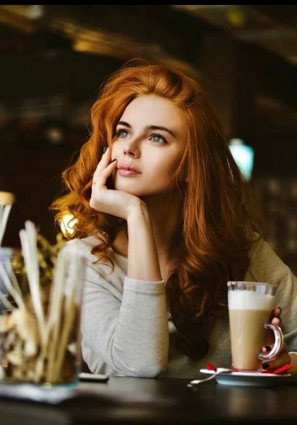 Я живу Тобой долгие годы... Просто Звук Не проси оправданий прошедшим годам Не ищи там ошибки ...