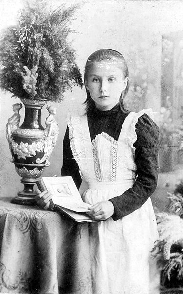 Гимназистки 1900-1910-х годов. Что тут скажешь. Красота, осанка и никакой чопорности - 7