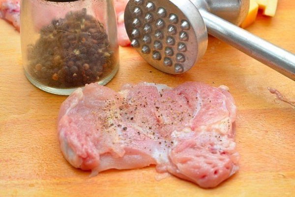 Голень цыплят с сыром и ананасом в ананасовом соусе.Ингредиенты:Куриная голень — 12 шт.Ананас — 1 ... - 2
