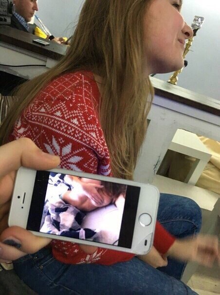  : 