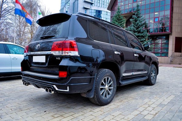 Продается легендарный Land Cruiser 200 - 2008 год выпуска.Почему легендарный? Двигатель: 2uz-fe. ... - 5