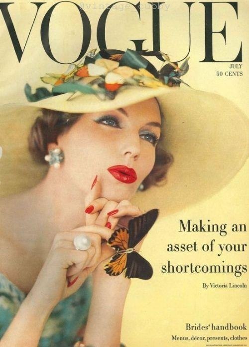 Oo paa VOGUE 1950- oo.