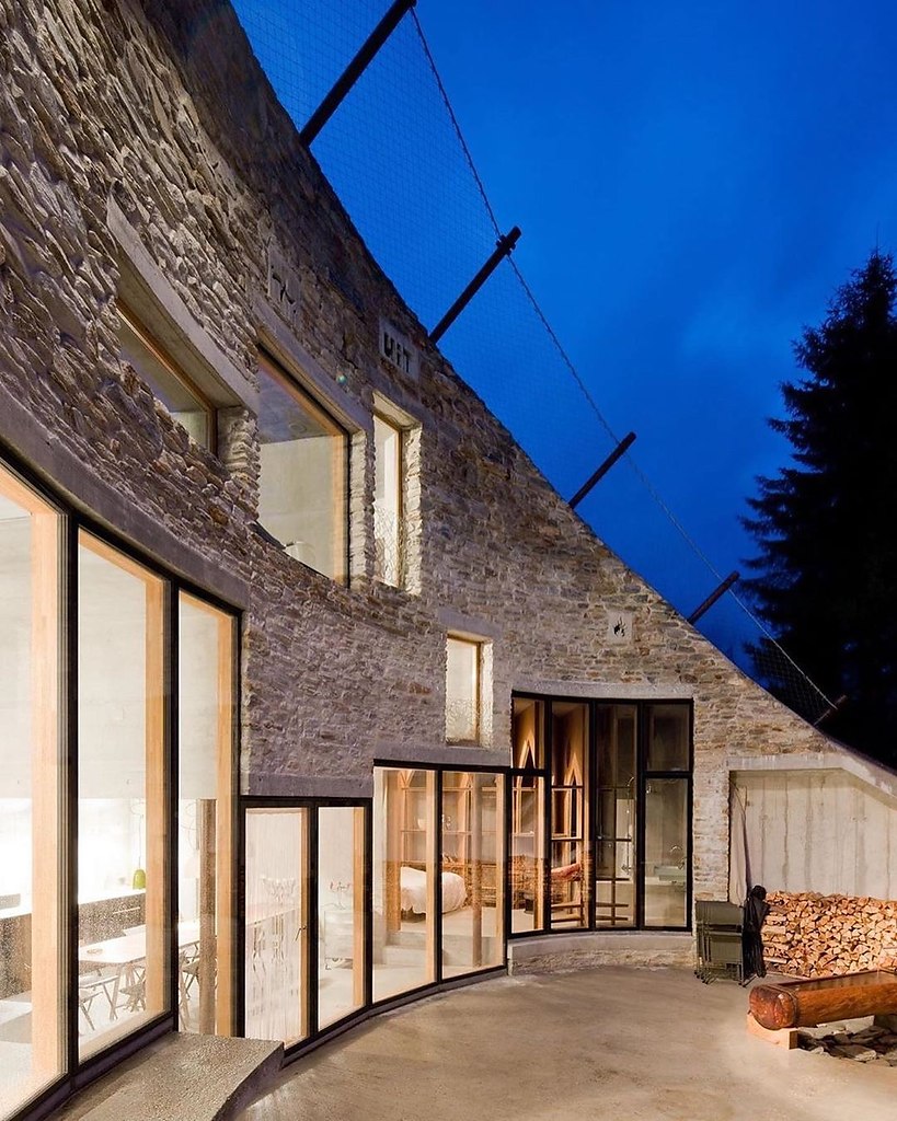 B Vals -    , oo   o  ... - 9