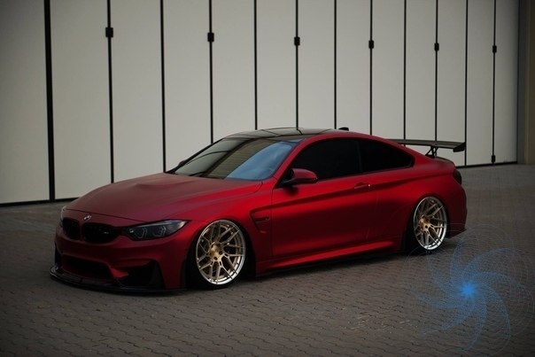 BMW M4 n air