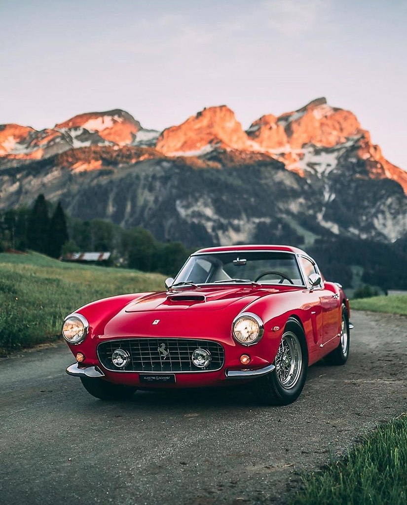 #Ferrari@autocult