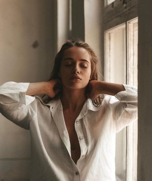 Хороших, добрых, чаще предают. Они, порой, наивны, словно дети. С проблемами своими к ним идут, Чем ...