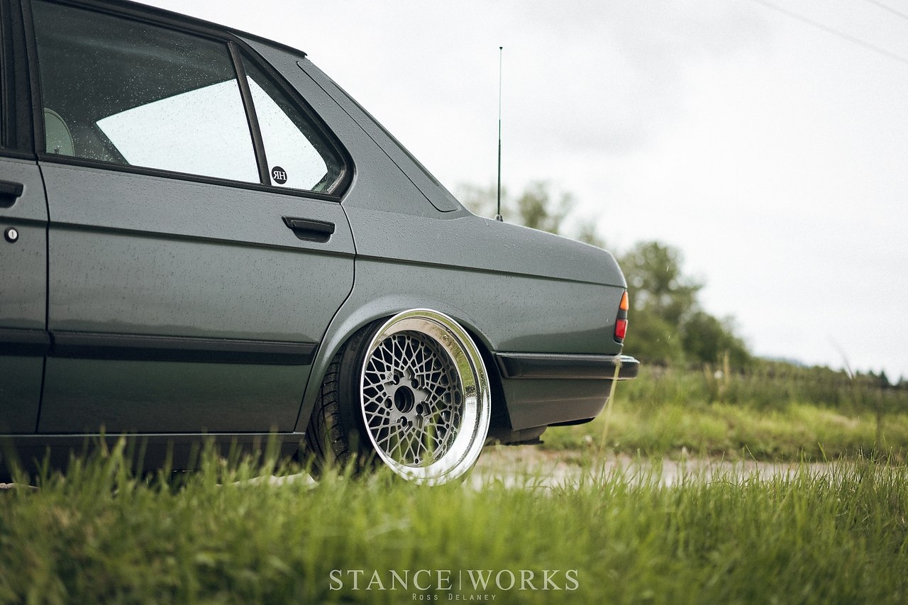 #BMW@autocult #E28@autocult - 5