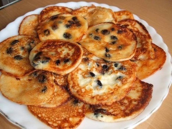 Оладьи на любой вкус .1. Классический рецептИнгредиенты: Яйца куриные — 1 шт. Кефир — 1/2 л Сахар — ...