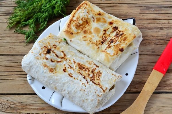 Домашняя шаурма с курицей.Ингредиенты:Куриная грудка — 300 гСоевый соус — 2 ст. л.Чеснок — 2 ...