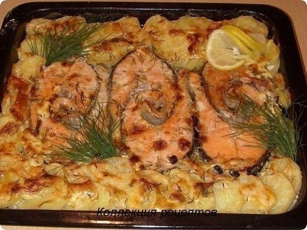 ФОРЕЛЬ С КАРТОФЕЛЕМ.(запеченная в духовке)Ингредиенты: Филе форели - 500 - 600 грамм. Картофель - ...