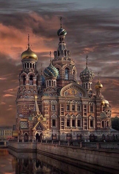 3 загадки Спаса на Крови.Храм, построенный в память о гибели Александра II, считается одной из ...