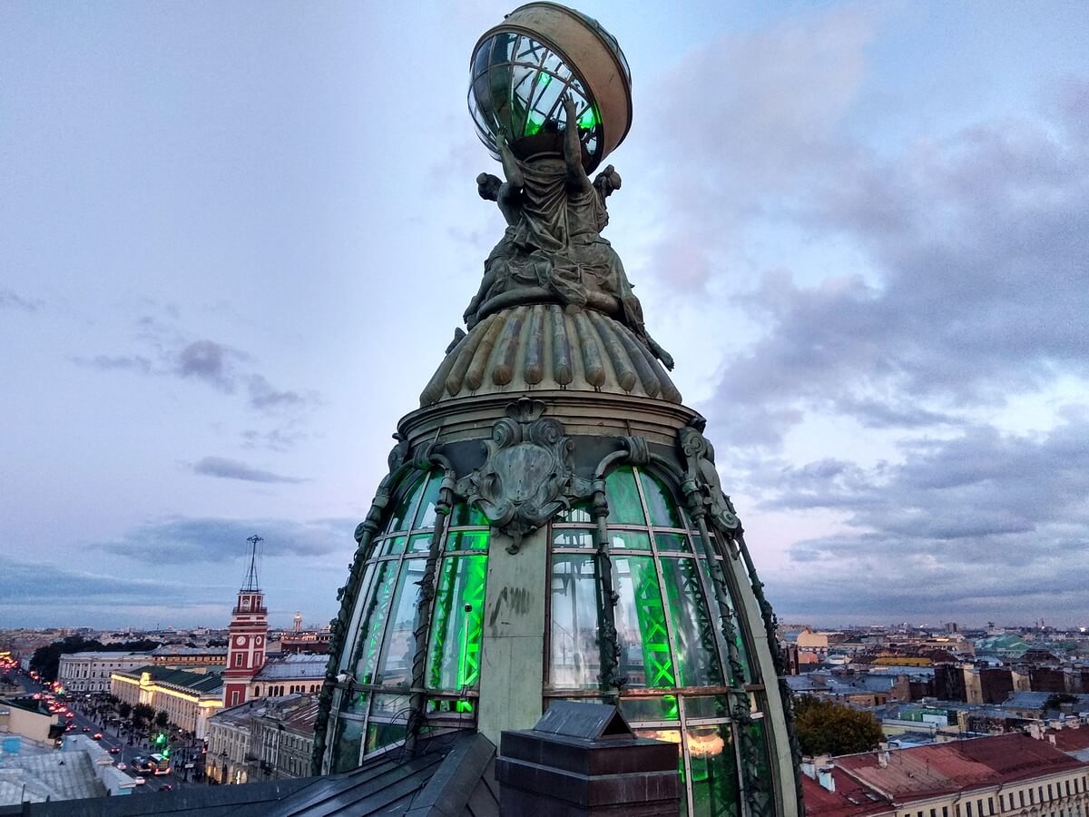 Башня зингера в санкт-петербурге. Кафе зингер санкт-петербург. Как попасть в дом зингера. Внутри башни зингера. Дом компании зингер архитектурный стиль.