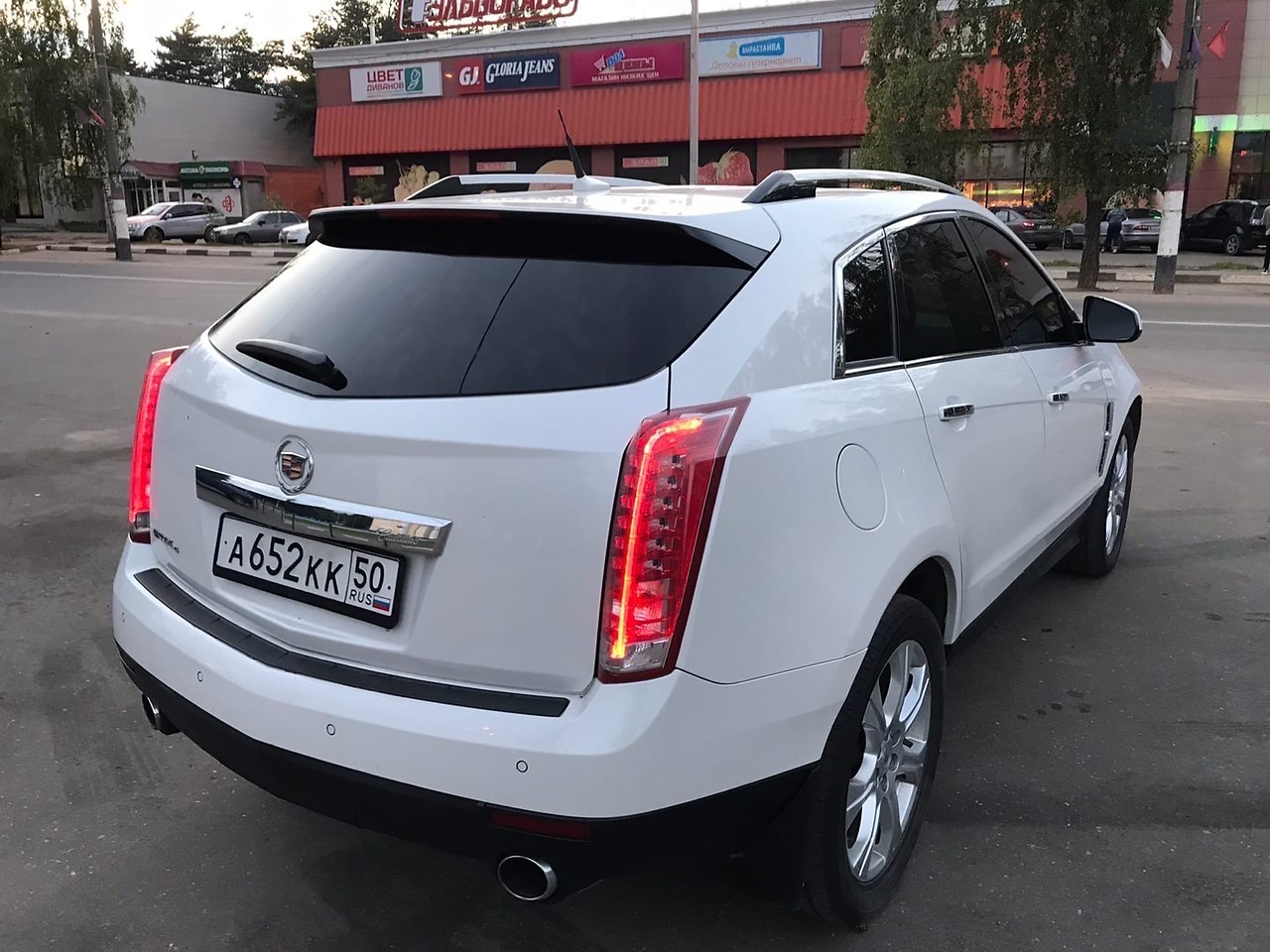 Cadillac SRX 2010 .2 ,   800.       ... - 2