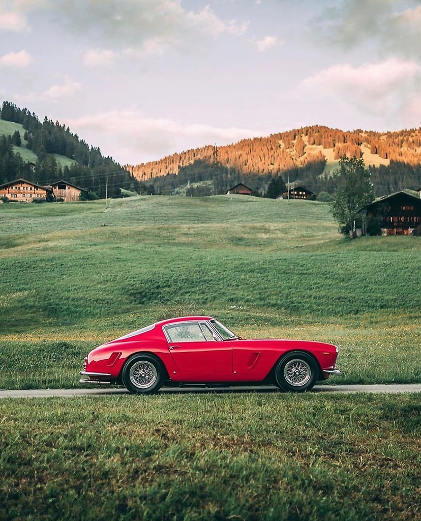 #Ferrari@autocult - 9