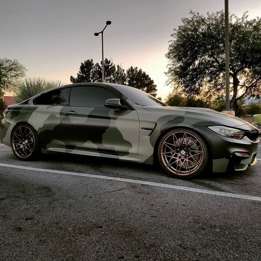 BMW M4 Coupe Comptition Packag (F82)