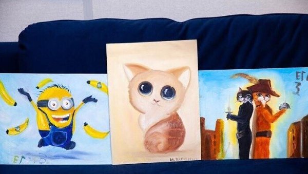 Десятилетний мальчик из Тюмени, стал популярным тем, что рисует милые рисунки и продаёт их. Мальчик ... - 2