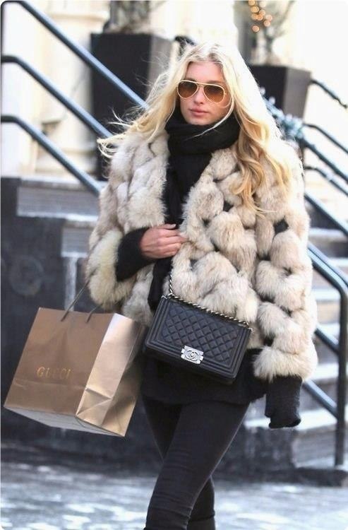 Street Style. Fur winter. - 6