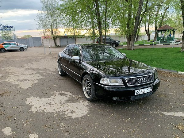 Audi s8 2001  4.2 360.         ... - 2