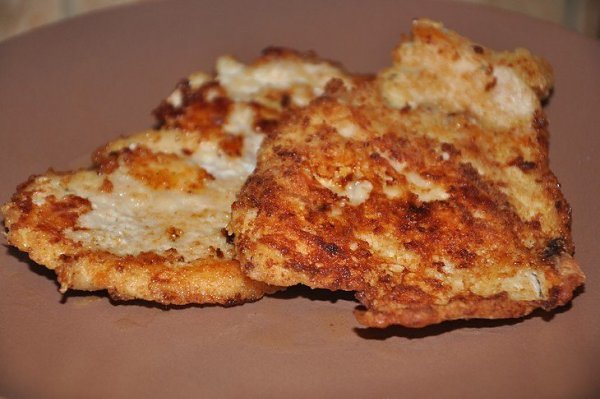 Пикката или куриные отбивные с соусом из каперсов.Ингредиенты:Куриная грудка - 2 шт.Мука - 1/4 ... - 5