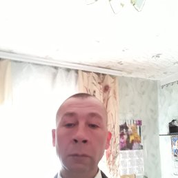 Саша, 49, Красный Луч, Луганская область
