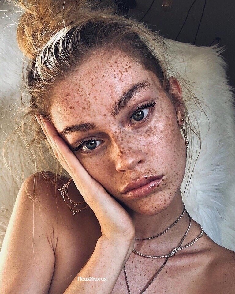       ..    :    ...