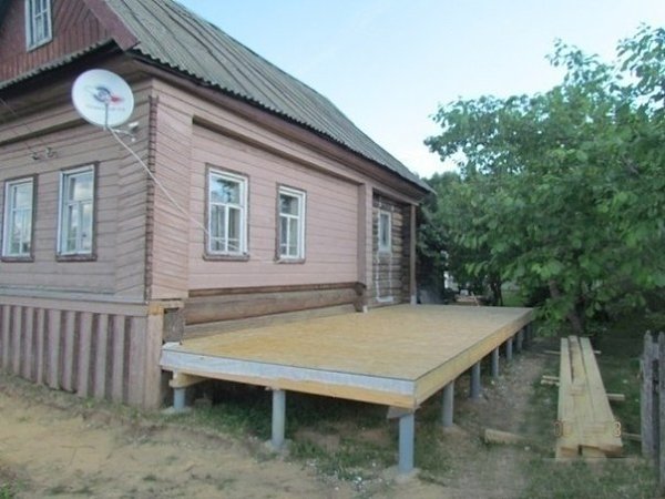 В прошлом году пристроили веранду к дому. Отправляю фото на вашу оценку - 4