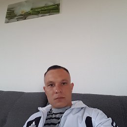 Max, 33, ʸ