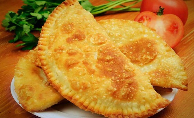 Чебуречная вкуснота: делаем целую гору по-казахски.Чебуреки придумали в Средней Азии, и за настощими ...