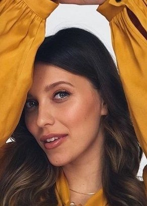 Лицом всемирно известного бренда Calzedonia стала Регина Тодоренко - 6