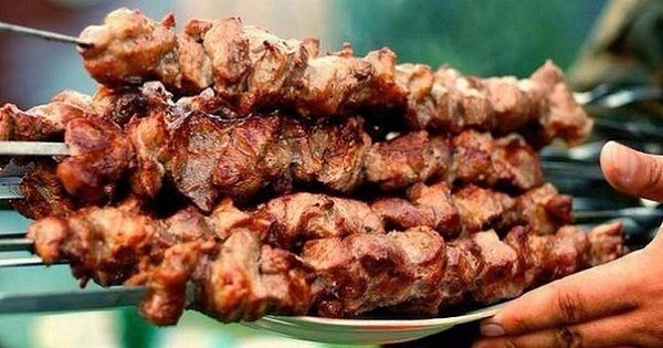 Фантастически мягкое мясо на шашлыки за полчаса. Сохрани себе на страницу, чтобы не потерять этим ...