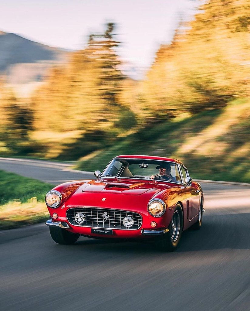 #Ferrari@autocult - 4