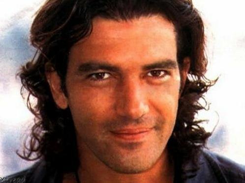Антонио Бандерас (Antonio Banderas).Профессия: АктерДата рождения: 10.08.1960 г.Страна ...