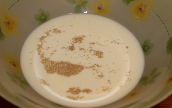 Кулебяка с мясом.Ингредиенты:Мука — 500 гМолоко — 250 млСахар — 1 ст. л.Дрожжи — 5 гСвинина — 500 ... - 2