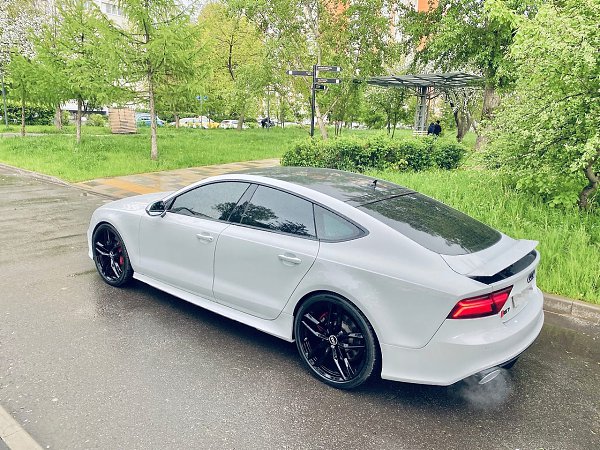 Audi RS7  2015.68  3.5     . - 4